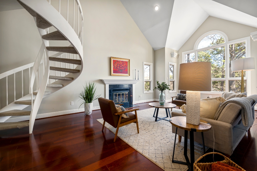 adding new floor to house Mississauga