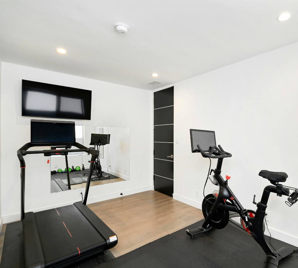 basement gym Etobicoke