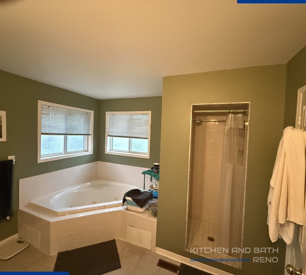 dated detached home bathroom before remodel