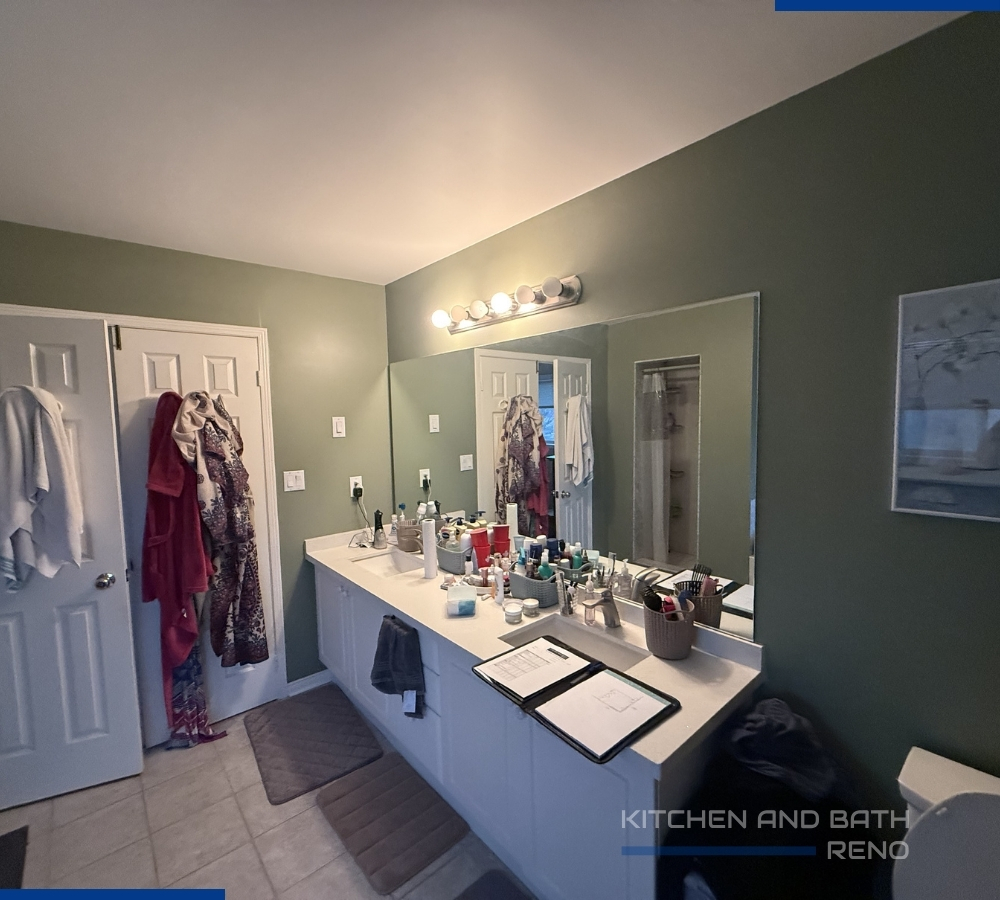 old bathroom layout bronte oakville before